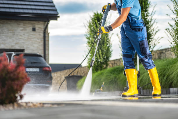 Professional Pressure Washing in Smithville, MO